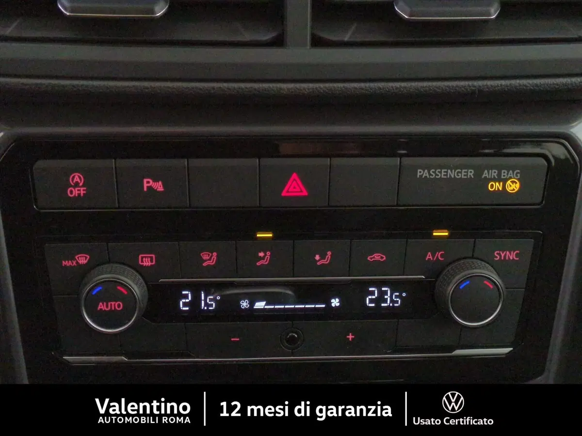 Volkswagen T-Cross usata a Roma (17)