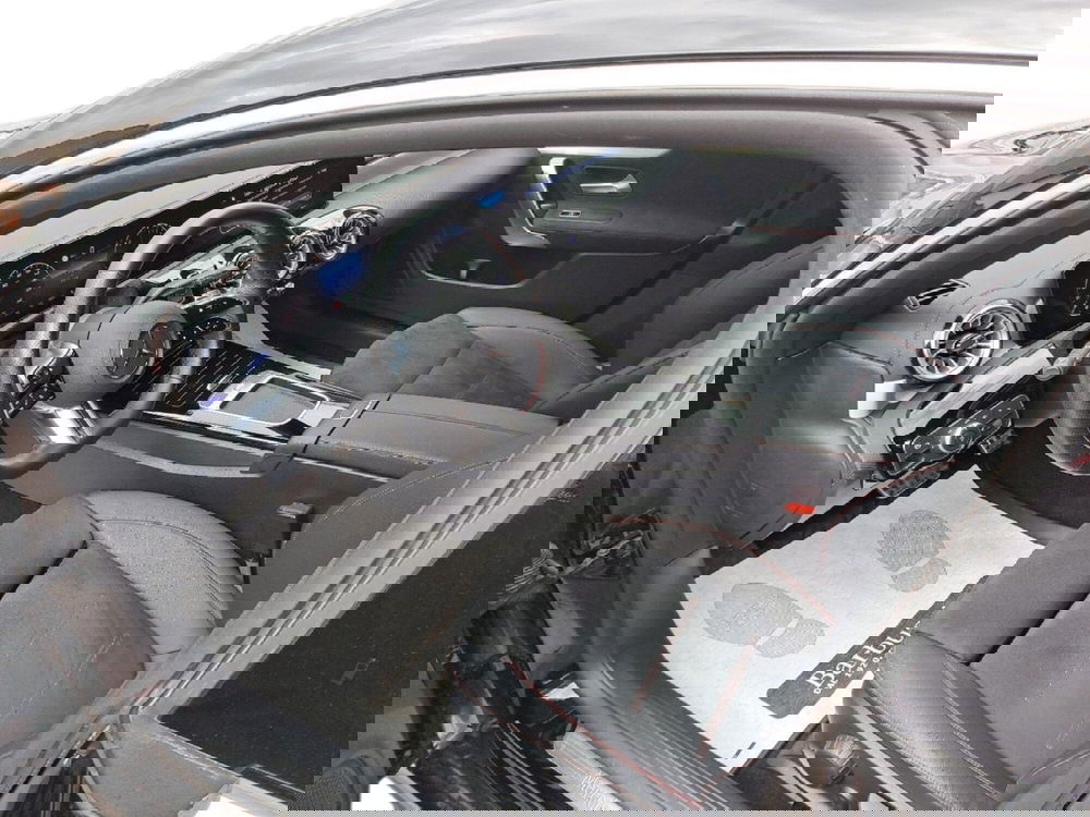 Mercedes-Benz CLA Shooting Brake usata a Pescara (9)