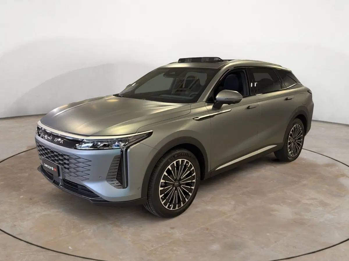 Omoda Omoda 9 SHS-P nuova a Vercelli