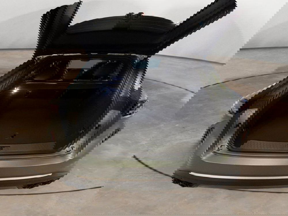 Omoda Omoda 9 SHS-P nuova a Vercelli (10)