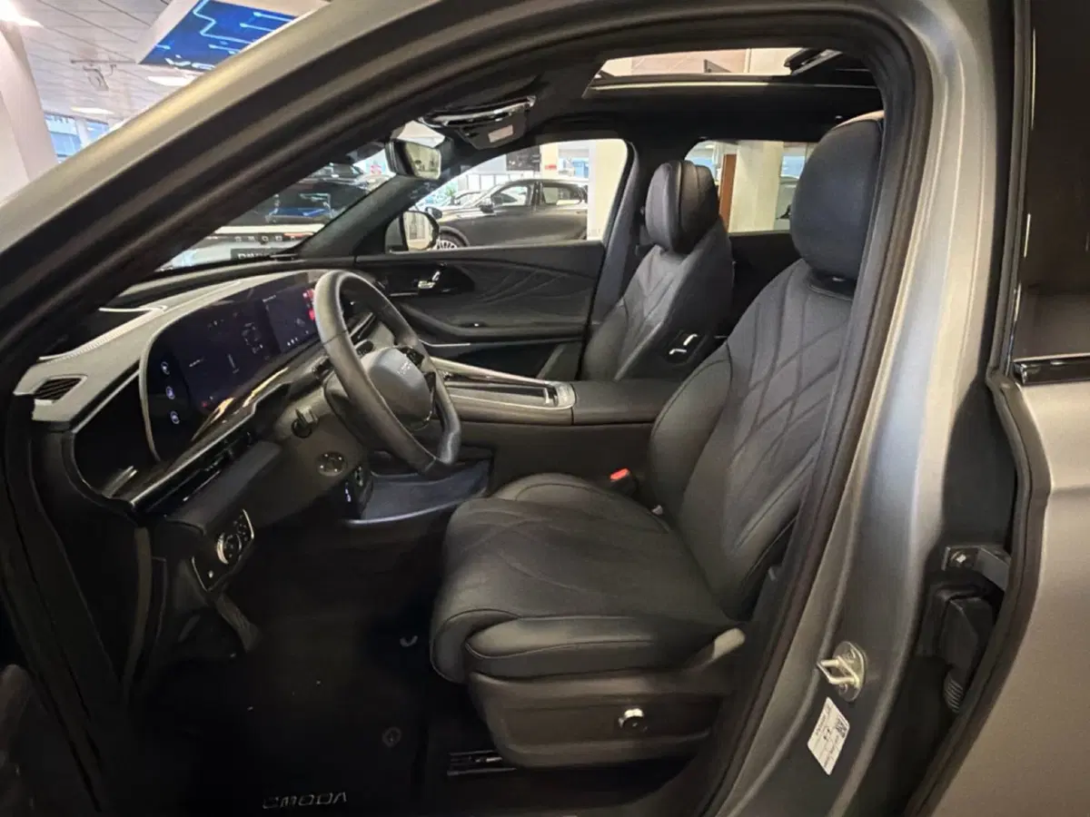 Omoda Omoda 9 SHS-P nuova a Vercelli (14)