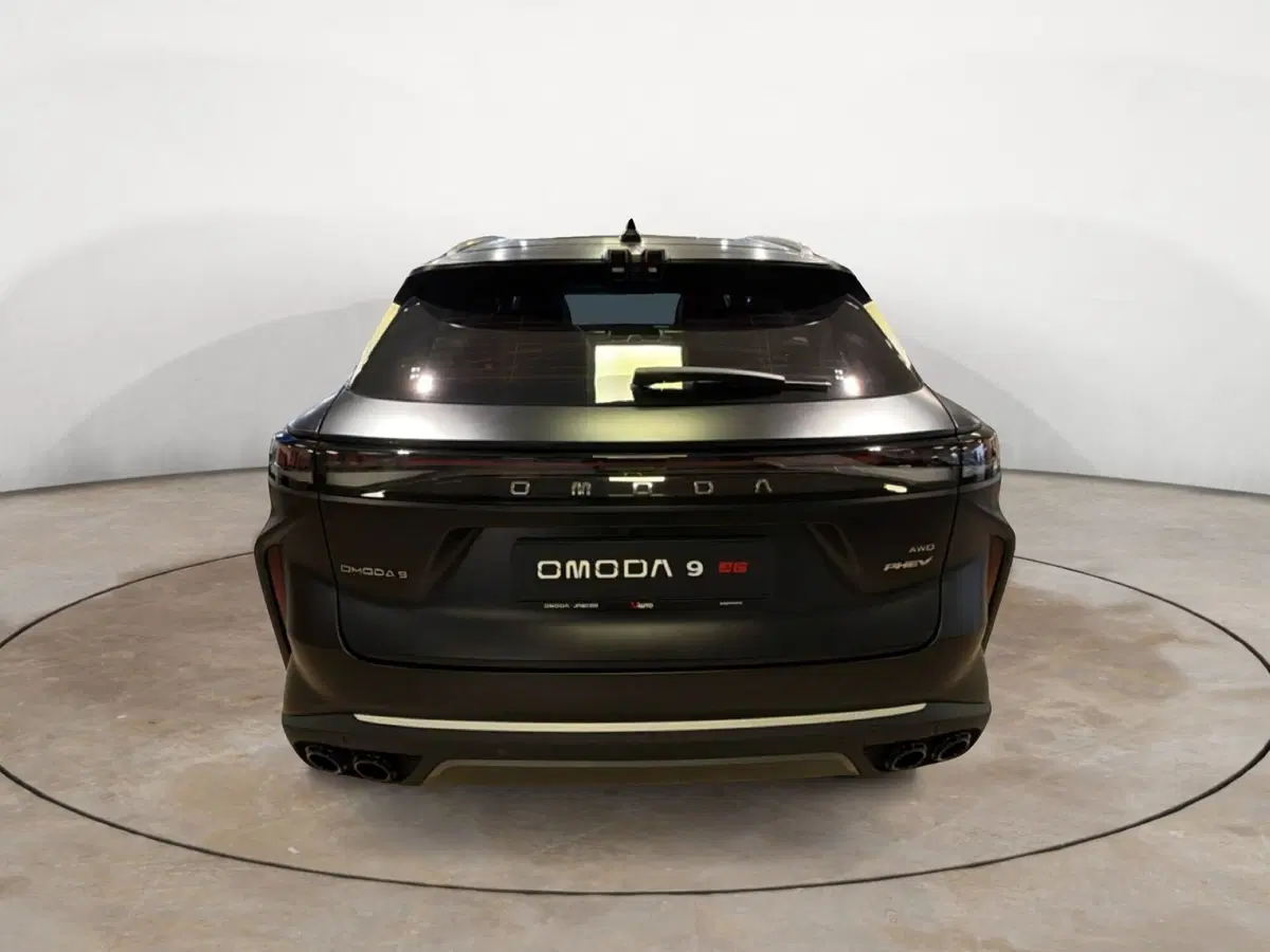 Omoda Omoda 9 SHS-P nuova a Vercelli (5)