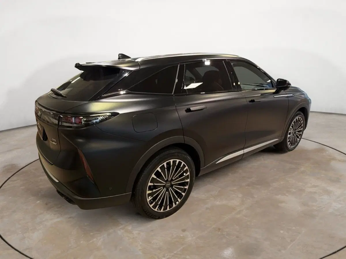 Omoda Omoda 9 SHS-P nuova a Vercelli (6)