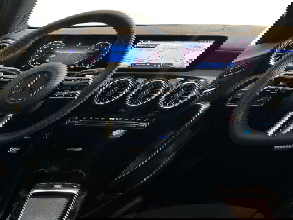 Mercedes-Benz Classe A nuova a Rimini (11)