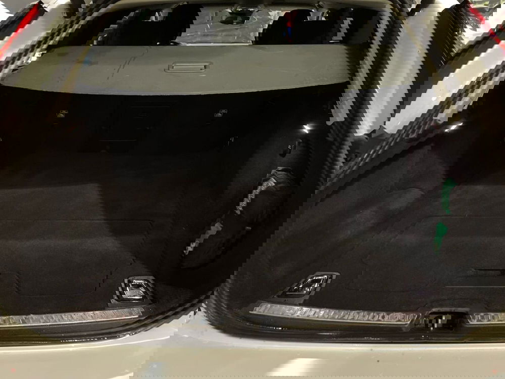 Volvo V90 usata a Macerata (7)