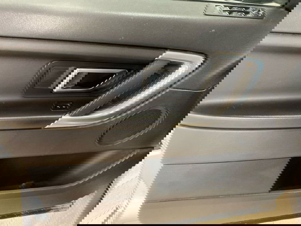 Land Rover Discovery Sport usata a Torino (7)
