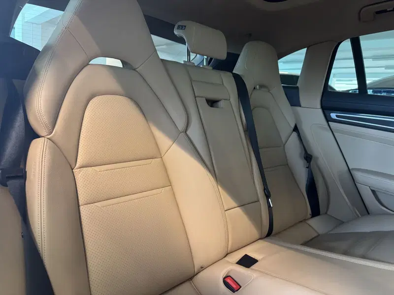 Porsche Panamera Sport Turismo usata a Messina (12)