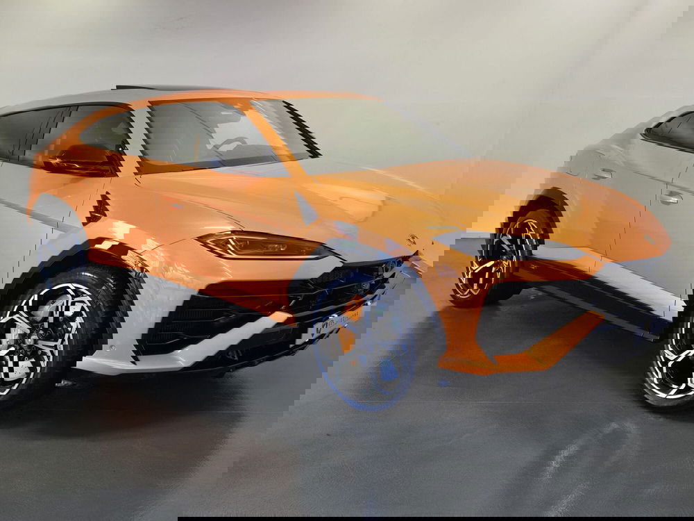Lamborghini Urus usata a Bologna