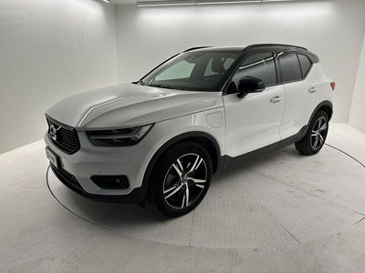 Volvo XC40 T5 Recharge Plug-in Hybrid R-design del 2021 usata a Bergamo