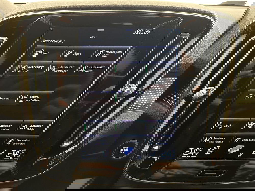 Volvo XC40 usata a Bergamo (12)