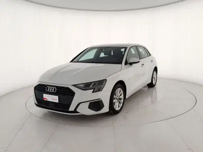 Audi A3 Sportback 30 TFSI Business del 2023 usata a Massa