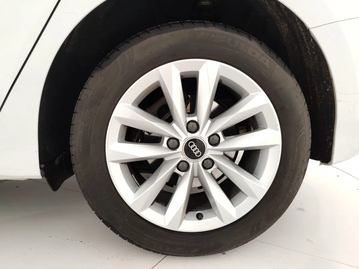 Audi A3 Sportback usata a Massa-Carrara (6)