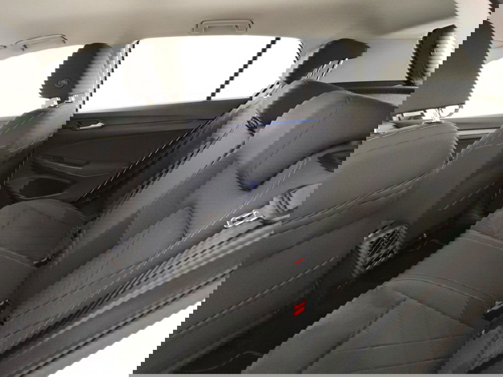 Volkswagen Golf usata a Massa-Carrara (10)