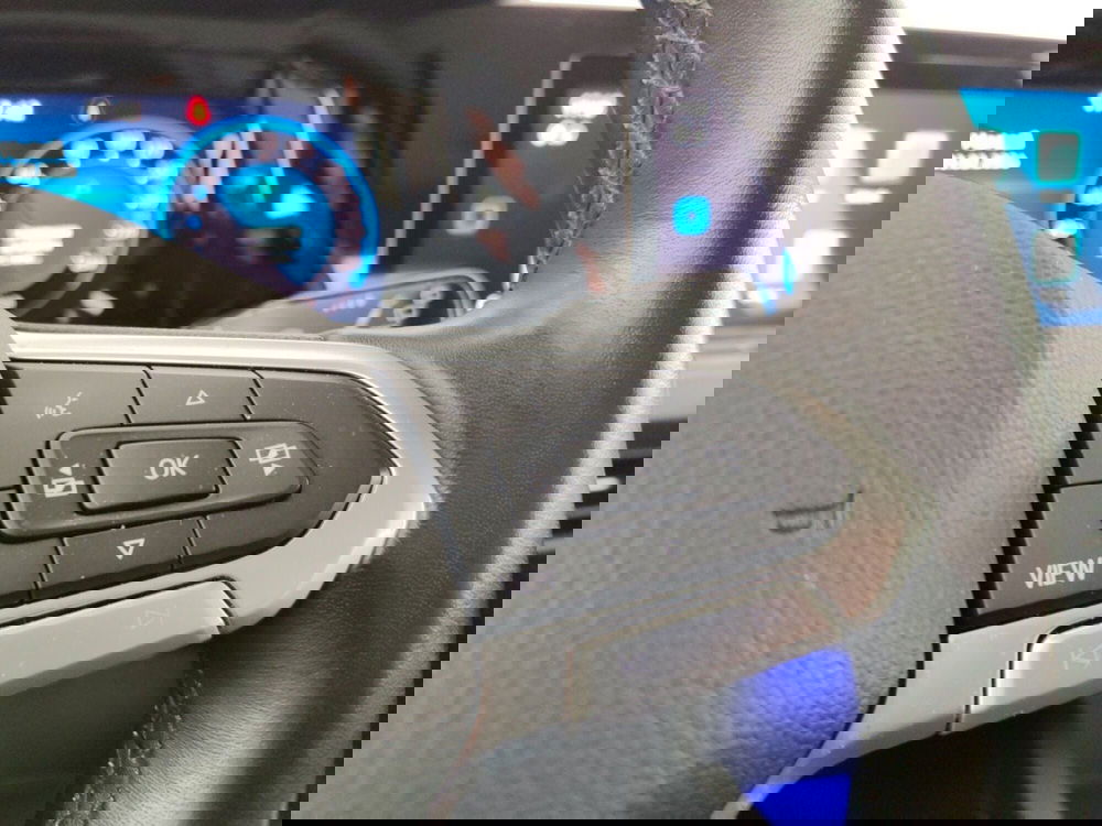 Volkswagen Golf usata a Massa-Carrara (13)