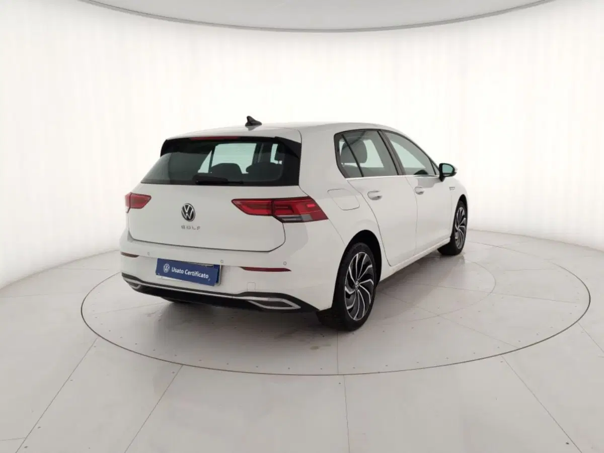 Volkswagen Golf usata a Massa-Carrara (3)