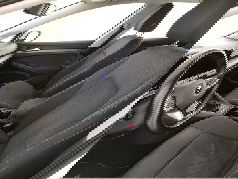 Volkswagen Golf usata a Massa-Carrara (7)