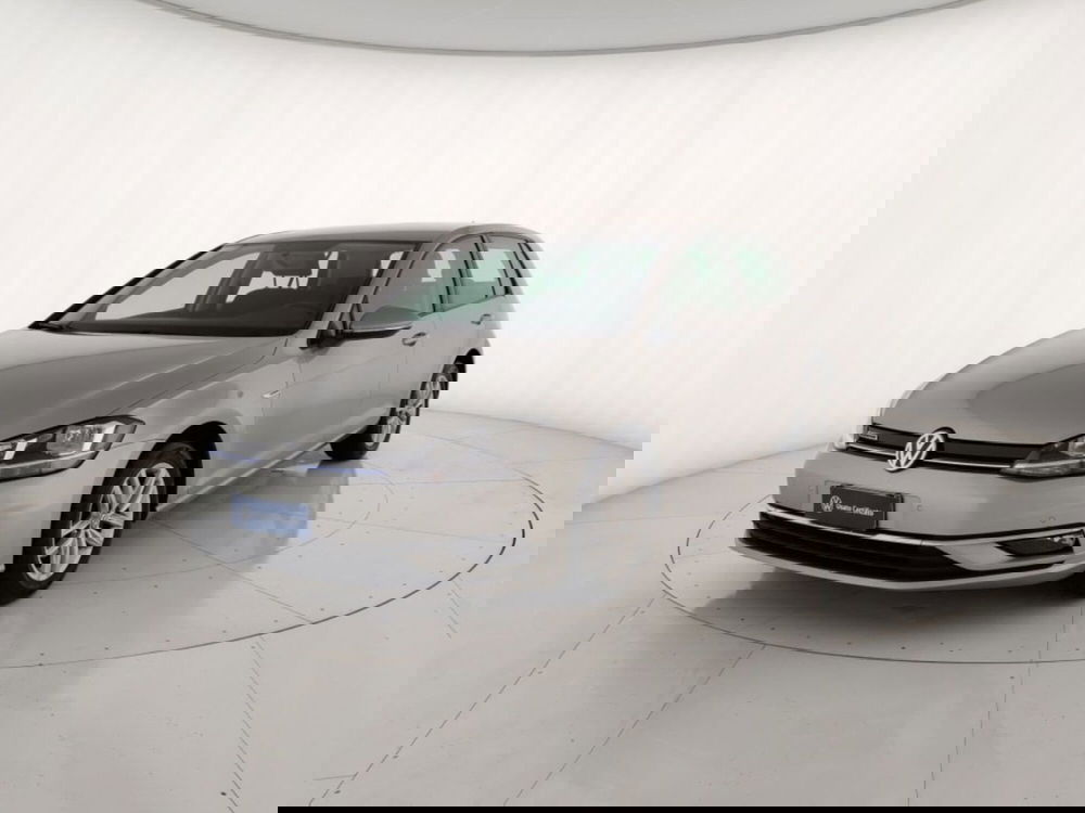 Volkswagen Golf usata a Massa-Carrara