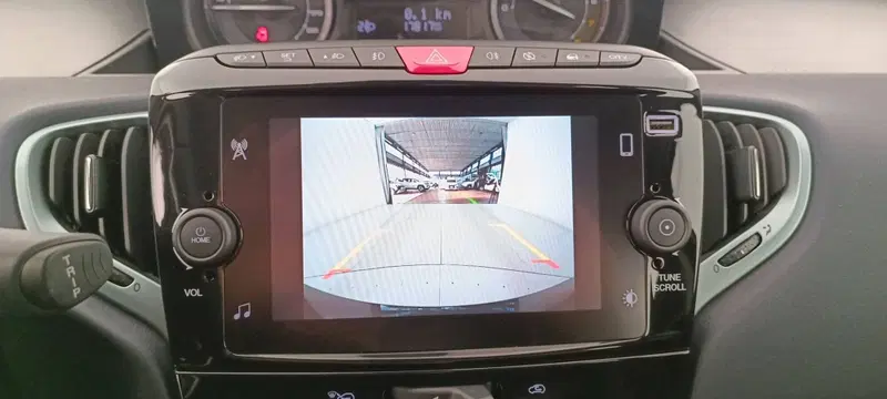 Lancia Ypsilon usata a Treviso (15)
