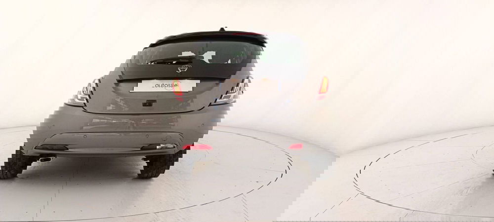 Lancia Ypsilon usata a Treviso (5)