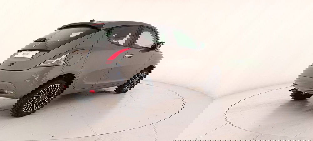 Lancia Ypsilon usata a Treviso (6)