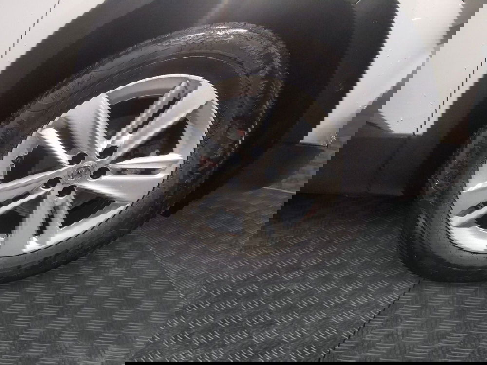 Opel Grandland X usata a Taranto (8)