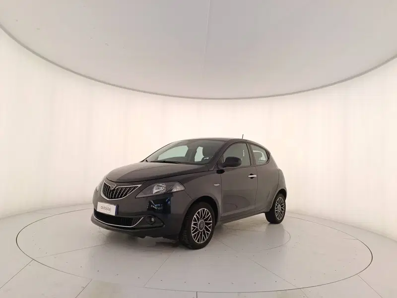 Lancia Ypsilon usata a Treviso