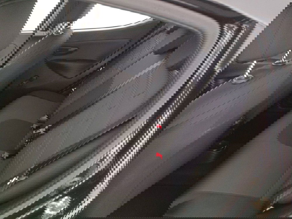 Lancia Ypsilon usata a Treviso (12)