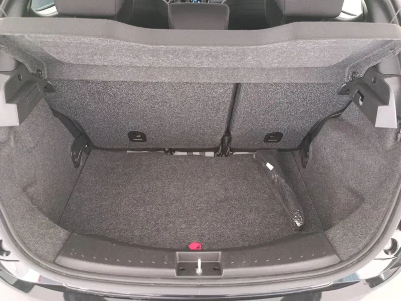 Lancia Ypsilon usata a Treviso (18)