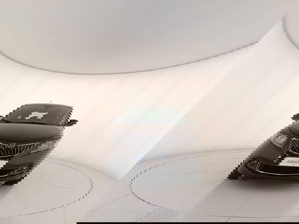 Lancia Ypsilon usata a Treviso (2)