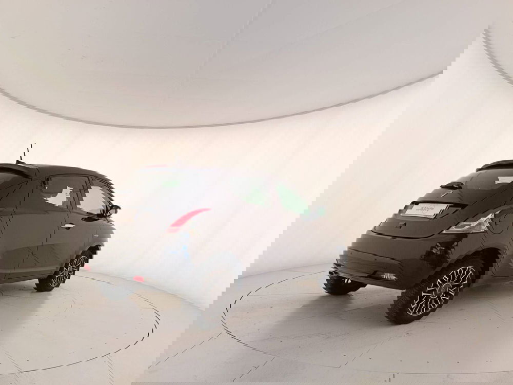 Lancia Ypsilon usata a Treviso (6)