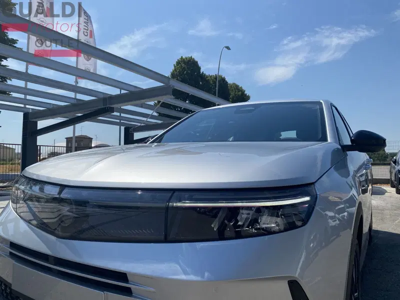 Opel Grandland nuova a Modena (20)