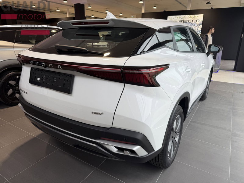 Omoda Omoda 5 SHS-H nuova a Modena (10)