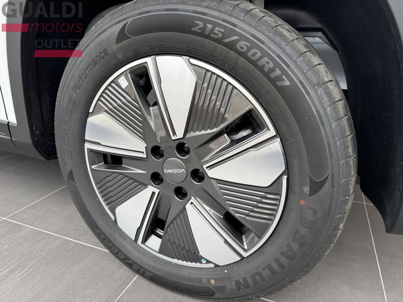 Omoda Omoda 5 SHS-H nuova a Modena (11)