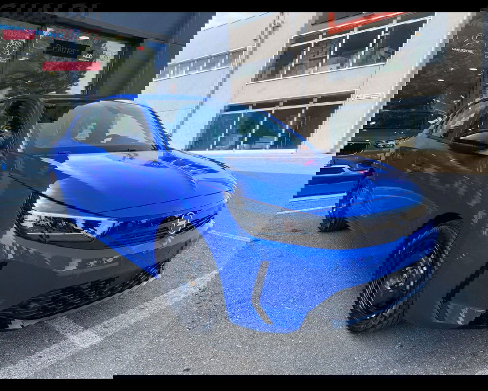 Opel Corsa nuova a Modena