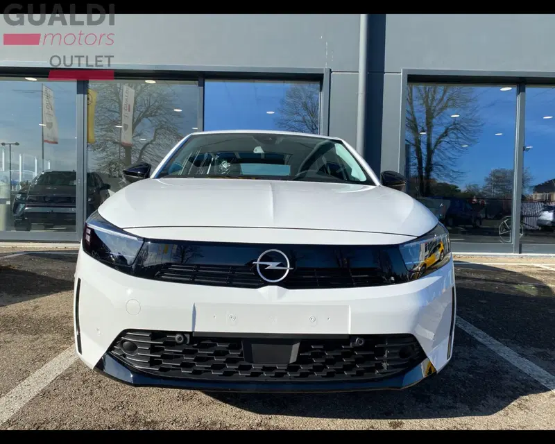 Opel Corsa nuova a Modena (12)