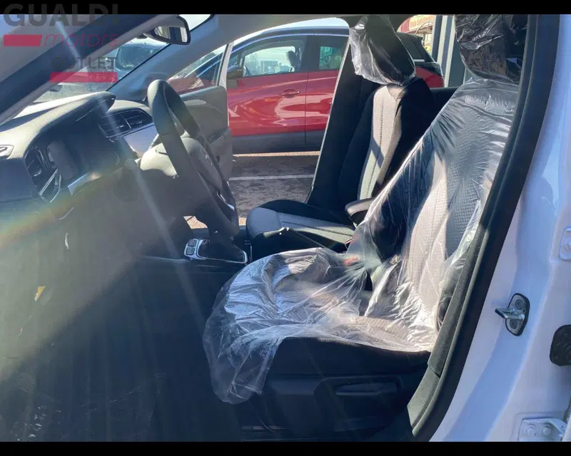 Opel Corsa nuova a Modena (18)