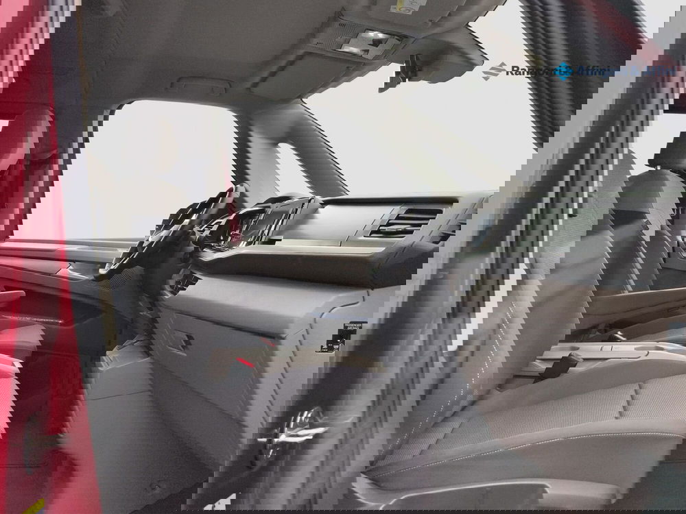 Volkswagen Multivan usata a Brescia (16)