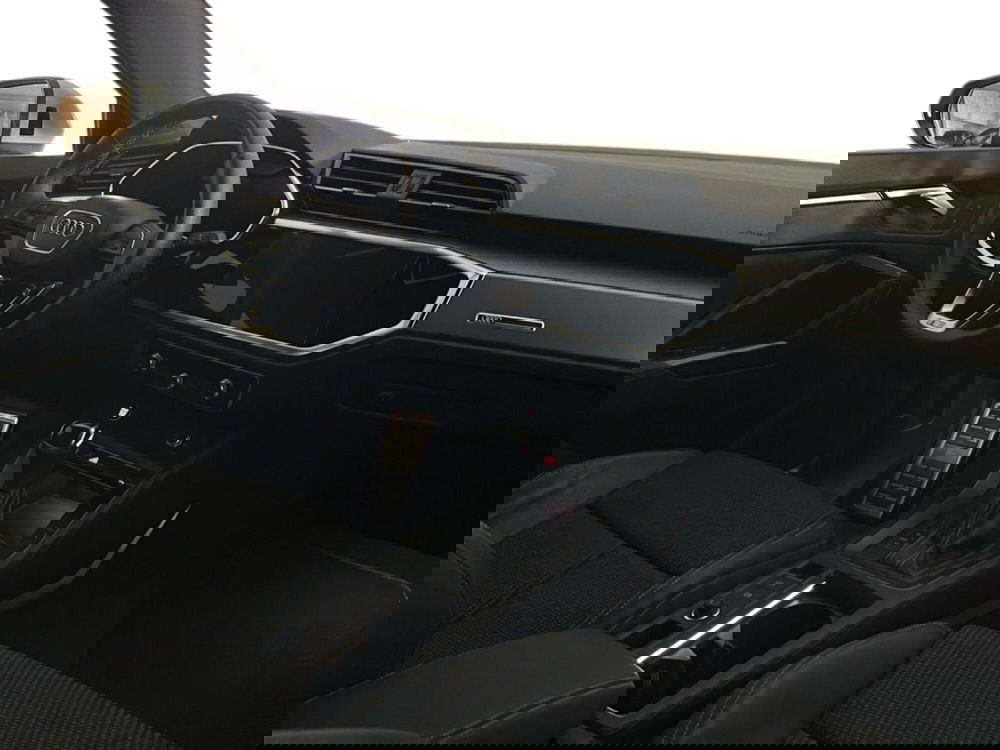 Audi Q3 Sportback usata a Napoli (9)