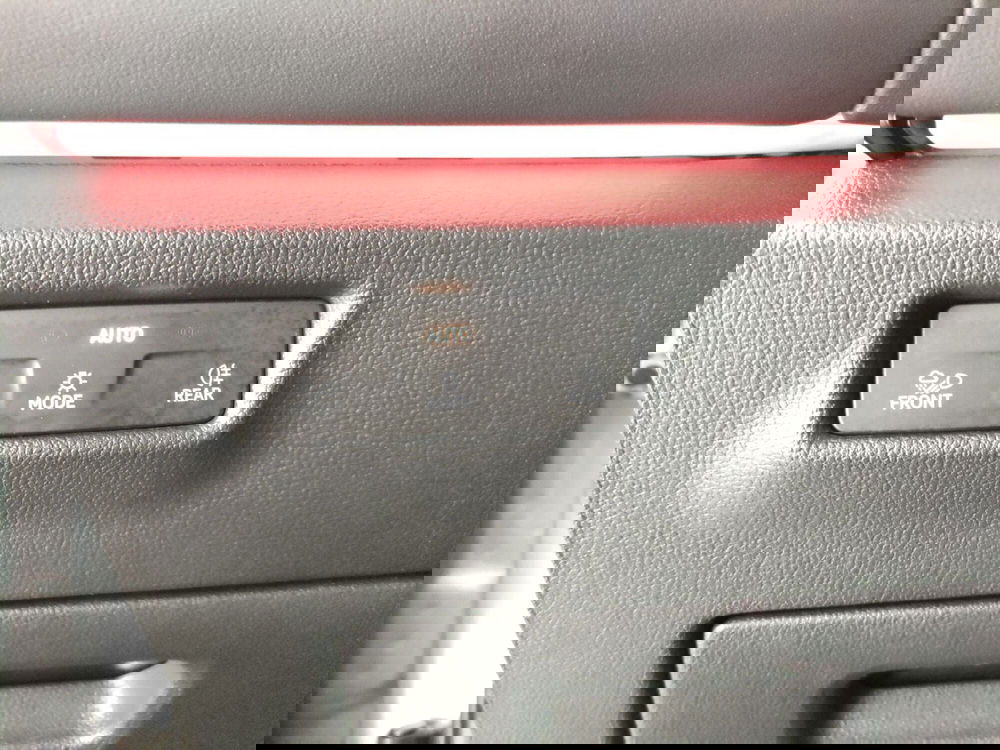 Volkswagen Tiguan usata a Napoli (17)