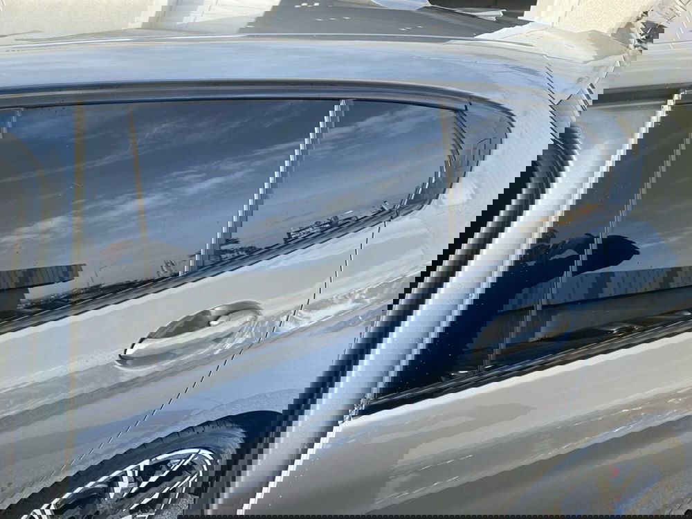 BMW Serie 1 usata a Caserta (11)