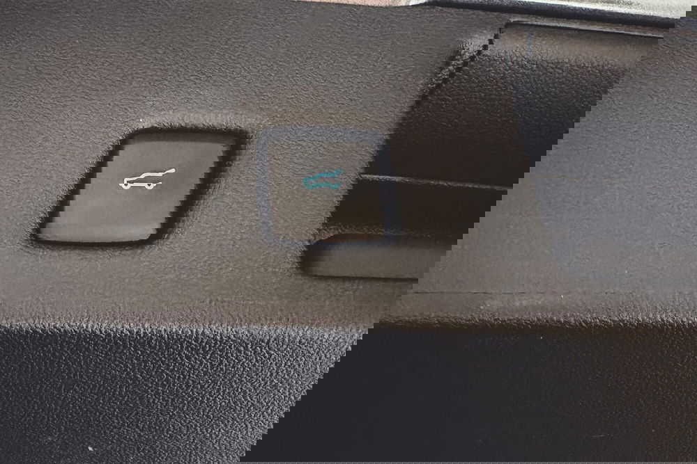 Ford Kuga usata a Vercelli (18)