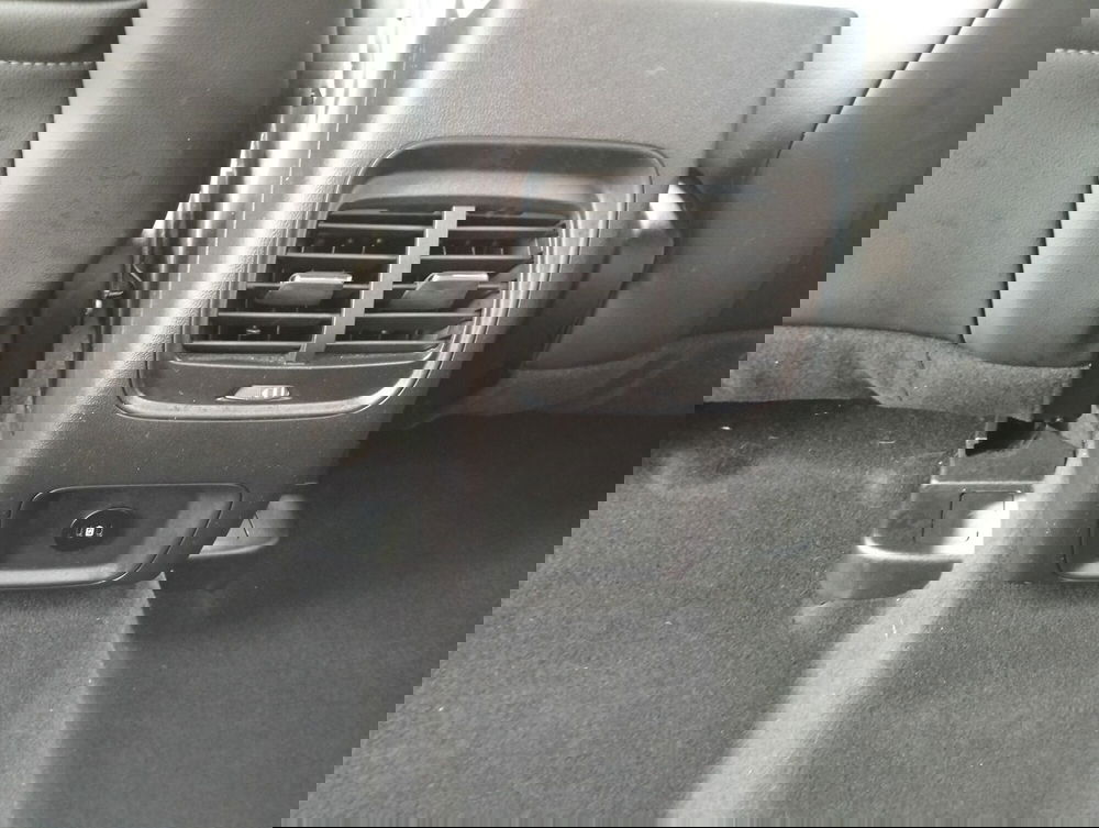 Ford Kuga usata a Novara (14)