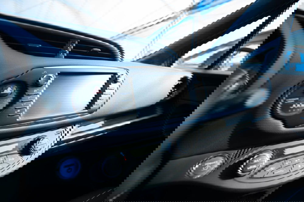 Toyota Yaris usata a Torino (12)