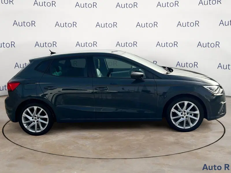 SEAT Ibiza nuova a Potenza (4)