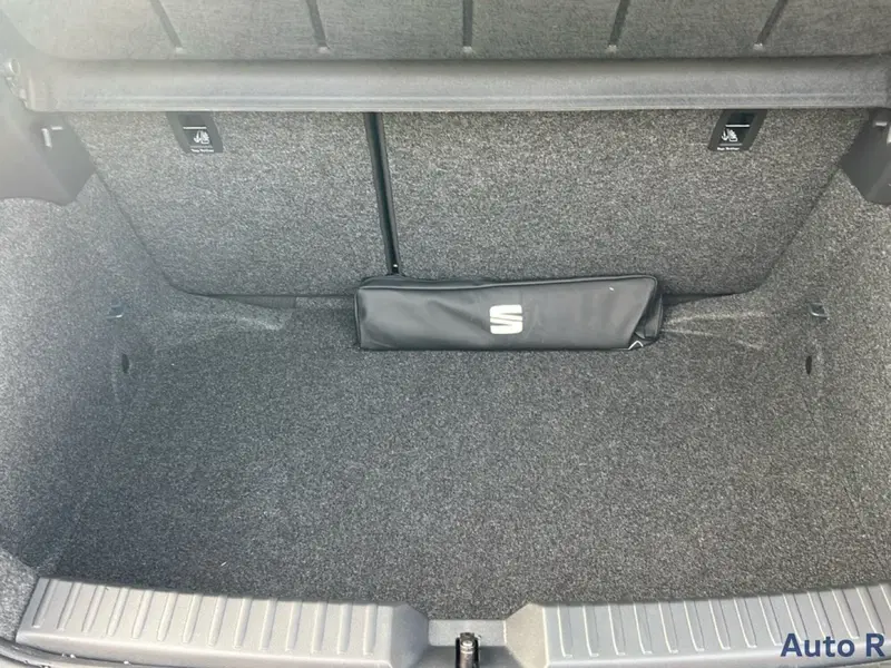 SEAT Ibiza nuova a Potenza (7)