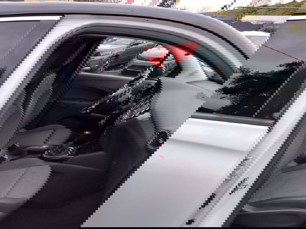 Opel Crossland usata a Lucca (12)