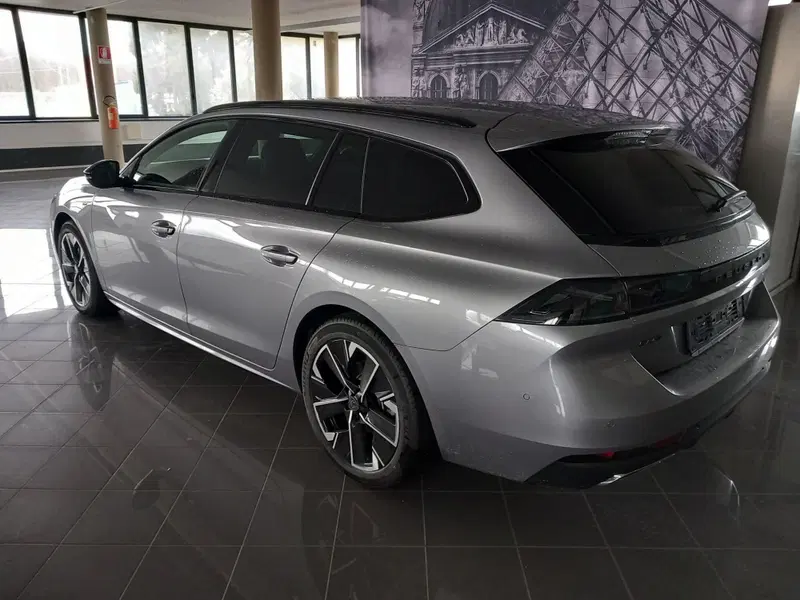 Peugeot 508 nuova a Lucca (4)