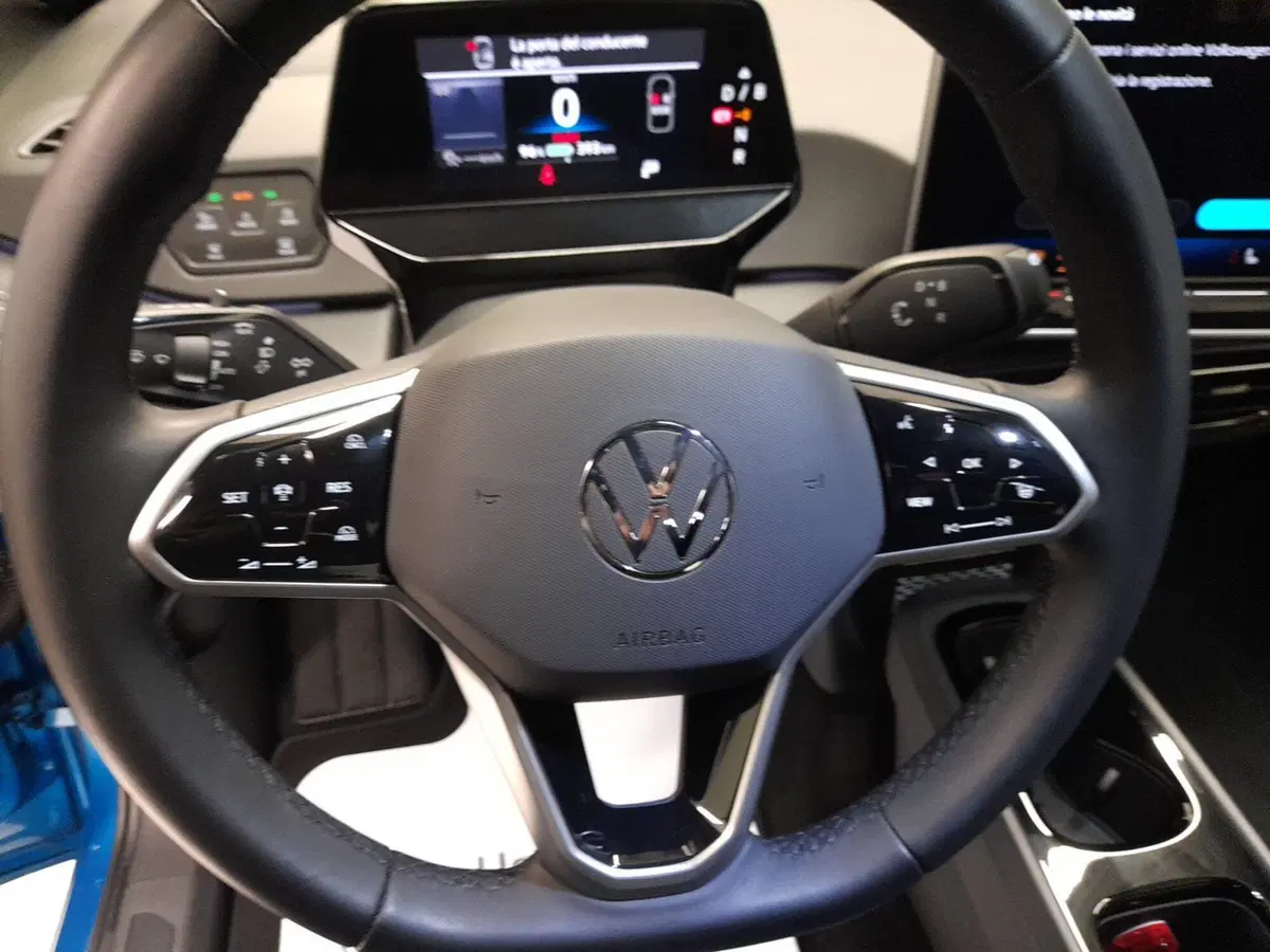 Volkswagen ID.3 usata a Bologna (11)