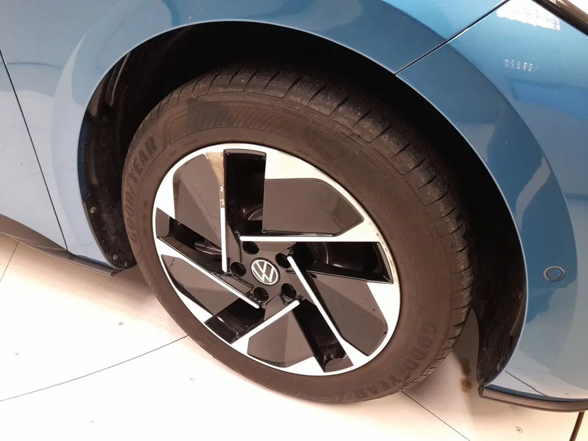 Volkswagen ID.3 usata a Bologna (7)