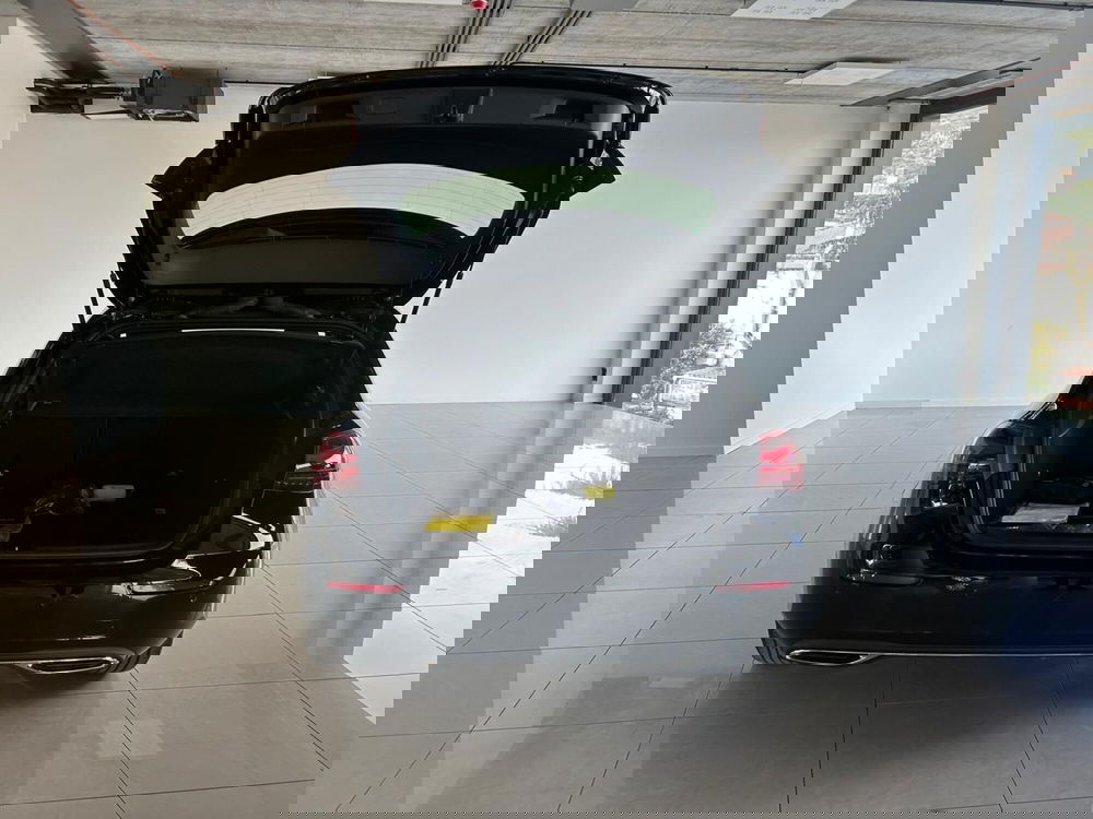 Mercedes-Benz Classe A nuova a Salerno (12)